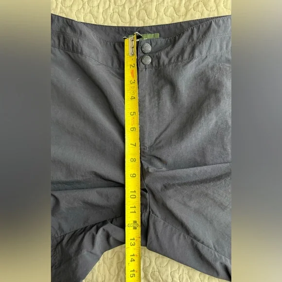 Eddie Bauer Women’s Active Sport Shorts Size 12 Black - Picture 8 of 9